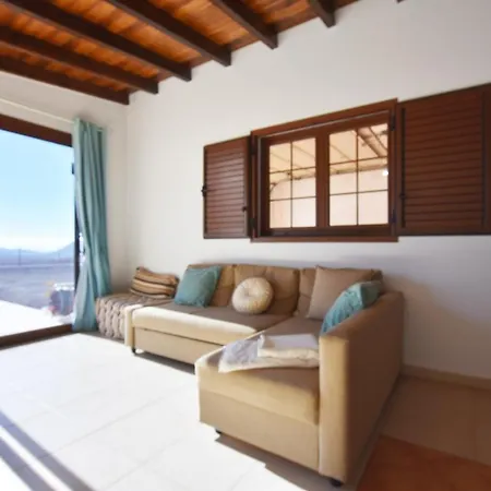 Book Jet - Window To Freedom Villa With Heated Pool