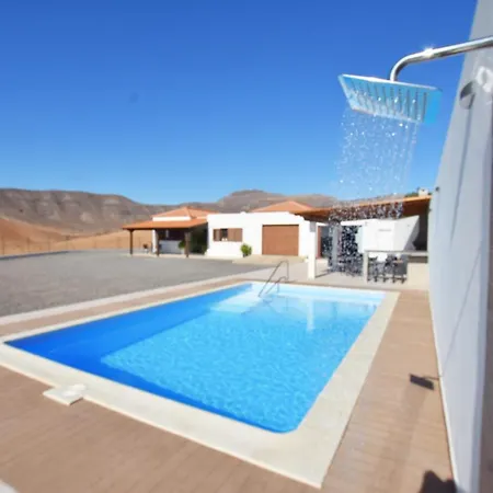 Villa Book Jet - Window To Freedom Villa With Heated Pool