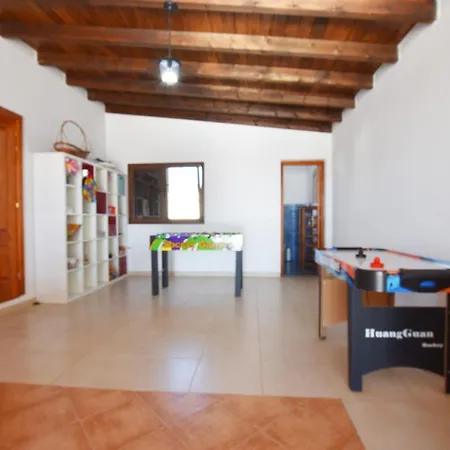 Villa Book Jet - Window To Freedom Villa With Heated Pool